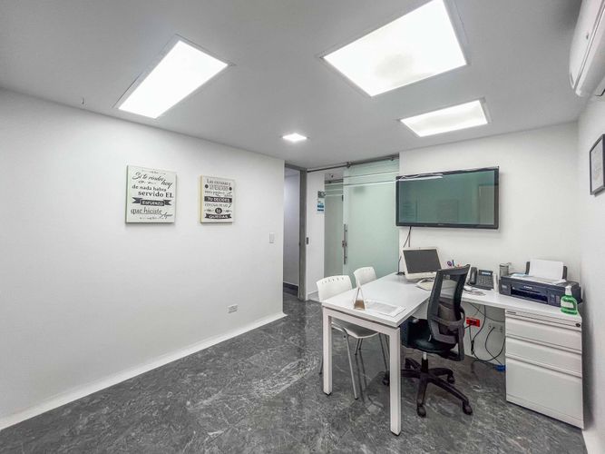 Edificio en venta en Tequendama, Cali, 1181 m² · foto 6 de 24