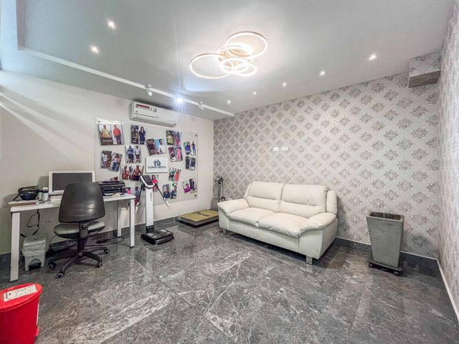 Edificio en venta en Tequendama, Cali, 1181 m² · foto 8 de 24