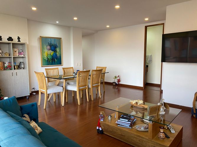 Apartamento de 3 alcobas en venta en Colina Campestre, Bogotá, 87 m² · foto 10 de 24