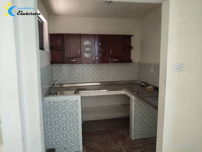 Casa de 2 alcobas en venta en Aranjuez, Medellín, 82 m² · foto 3 de 15