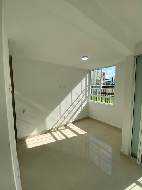 Apartamento de 2 alcobas en venta en Valle Del Lili, Cali, 64 m² · foto 7 de 24