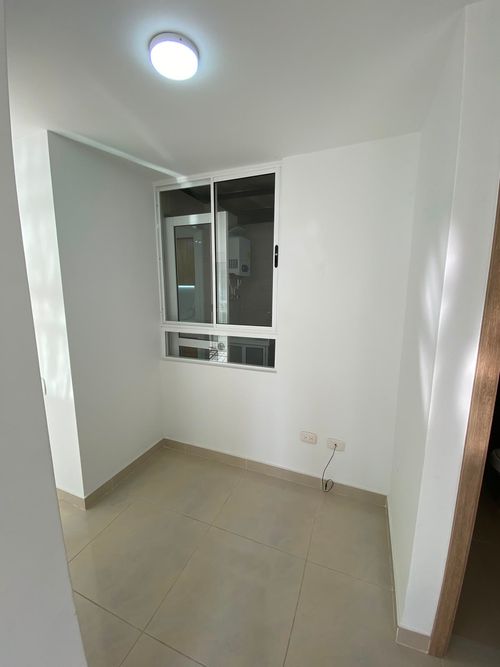 Apartamento de 2 alcobas en venta en Valle Del Lili, Cali, 64 m² · foto 8 de 24