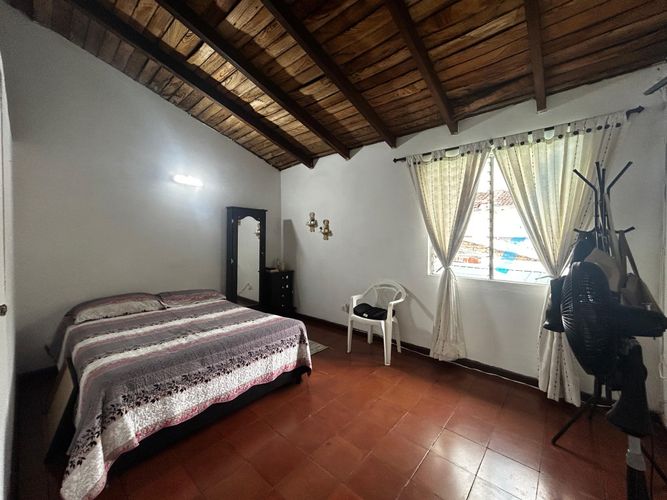 Casa de 4 alcobas en venta en Seminario, Cali, 314 m² · foto 12 de 22