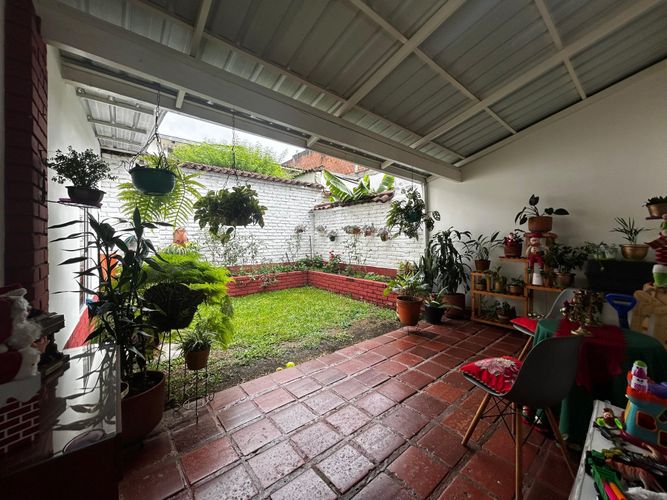 Casa de 4 alcobas en venta en Seminario, Cali, 314 m² · foto 18 de 22