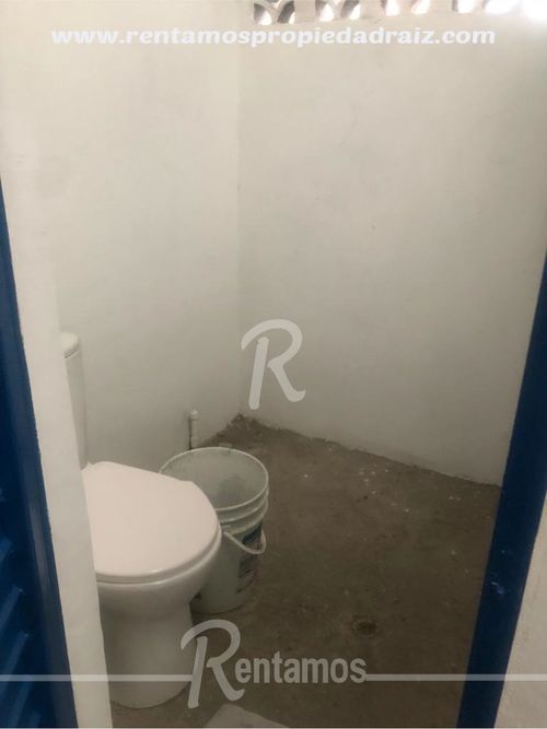 Bodega en arriendo en Naranjal, Medellín, 80 m² · foto 3 de 3