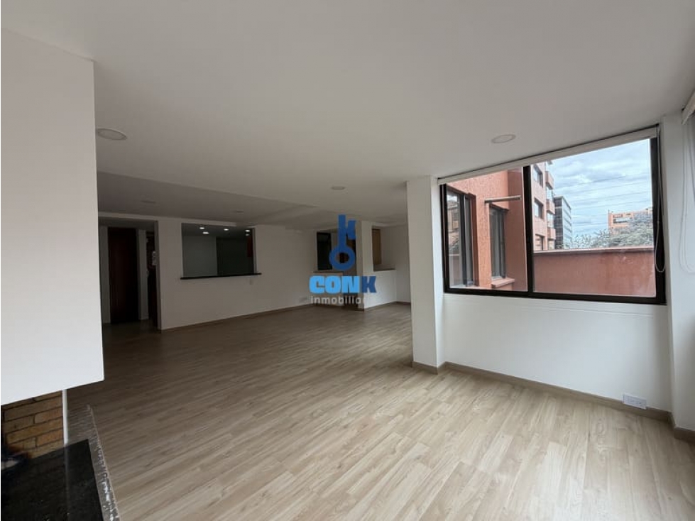 Apartamento en venta en Los Rosales, Bogotá · foto 4 de 18