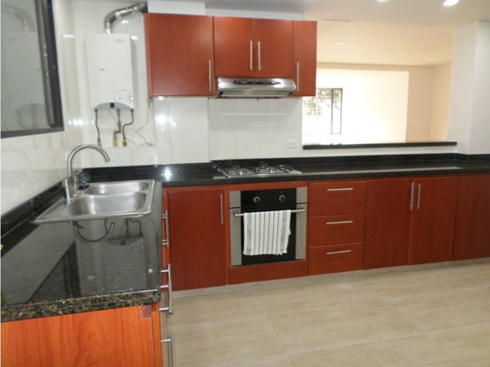 Apartamento en venta en Los Rosales, Bogotá · foto 7 de 18