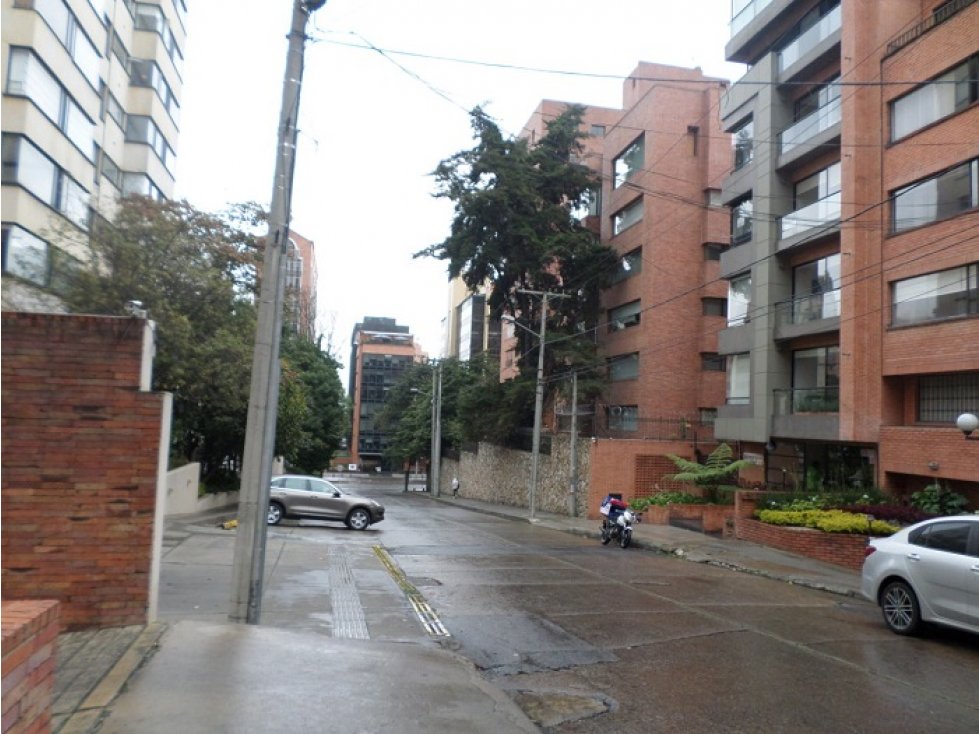 Apartamento en venta en Los Rosales, Bogotá · foto 18 de 18