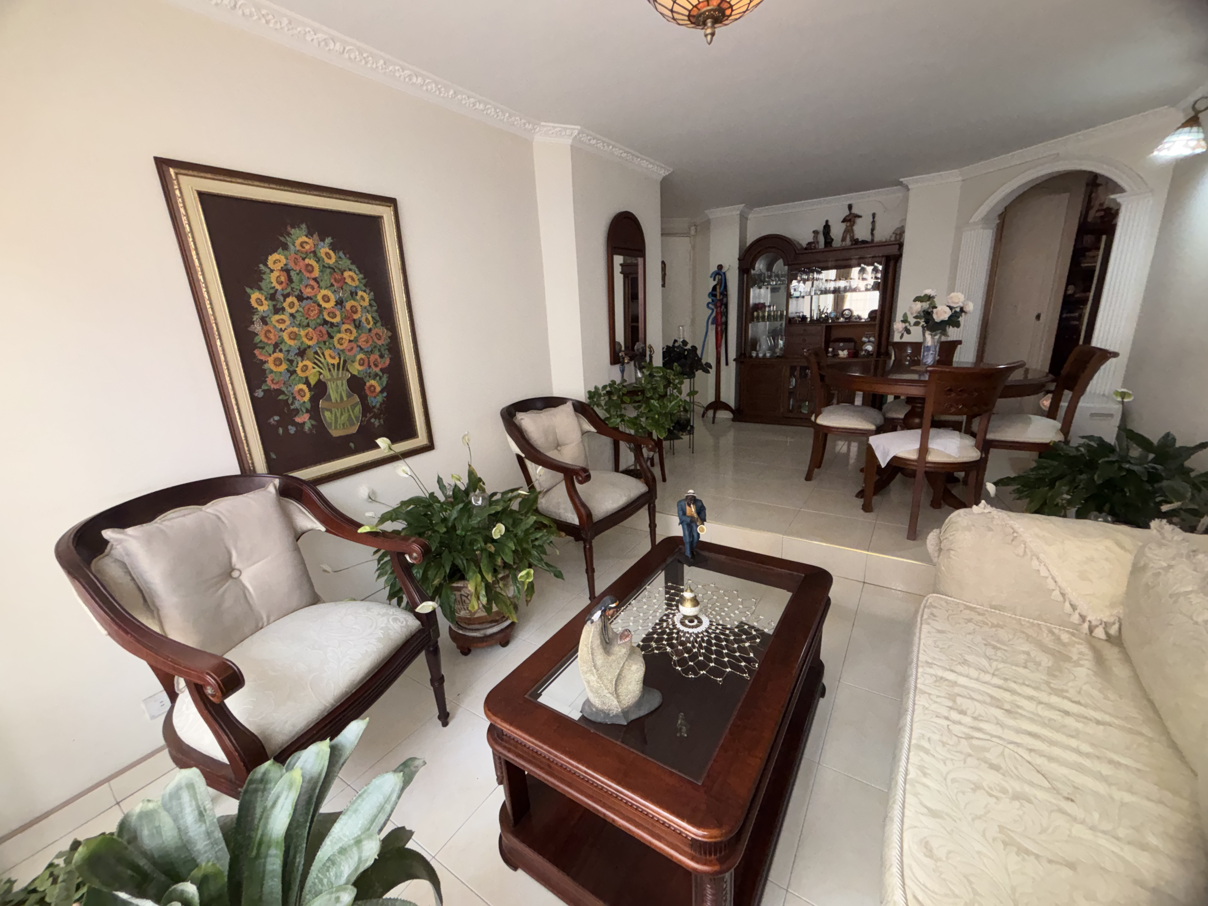 Apartamento en venta en Mirandela, Bogotá · foto 3 de 23