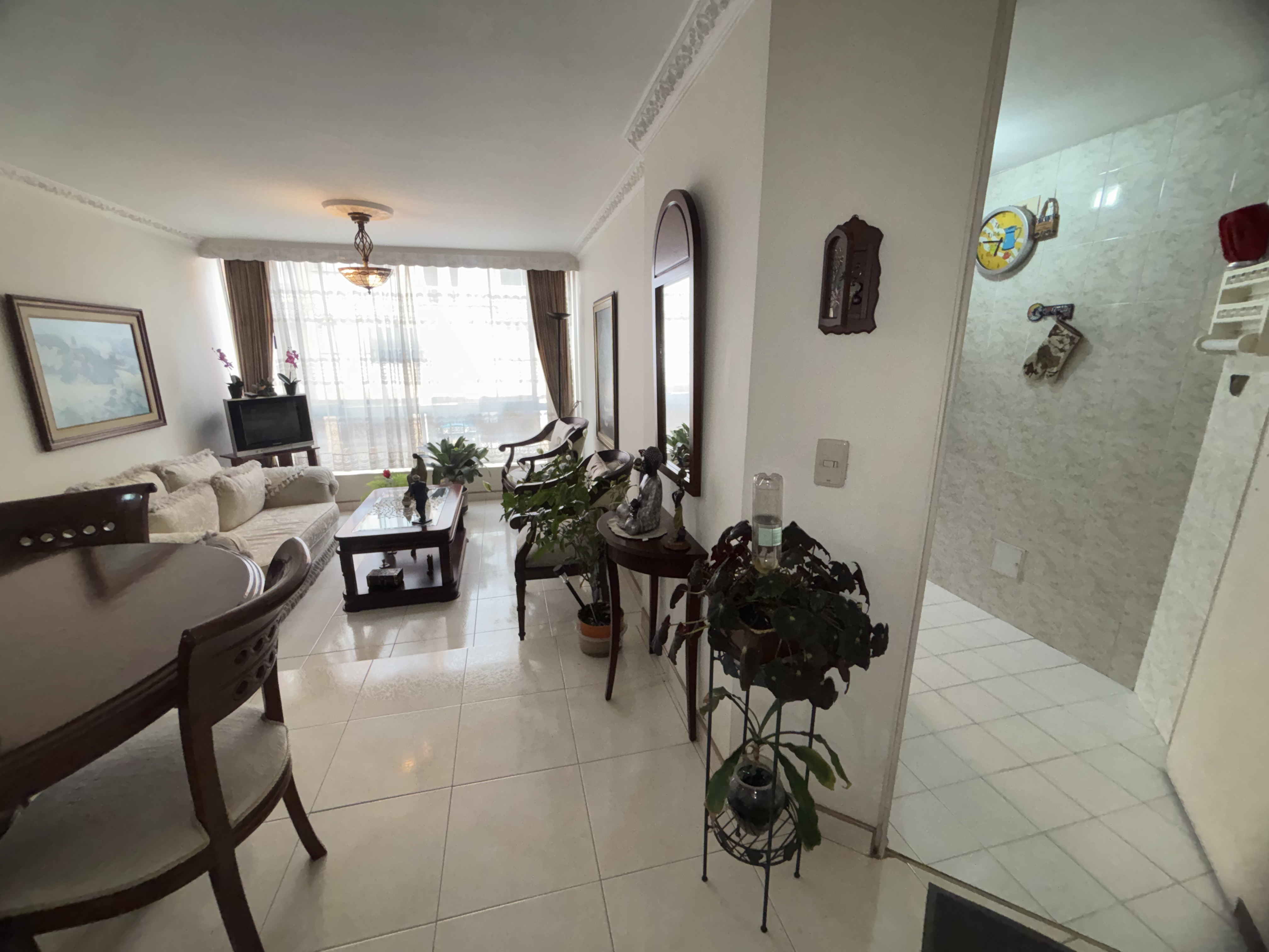 Apartamento en venta en Mirandela, Bogotá · foto 4 de 23