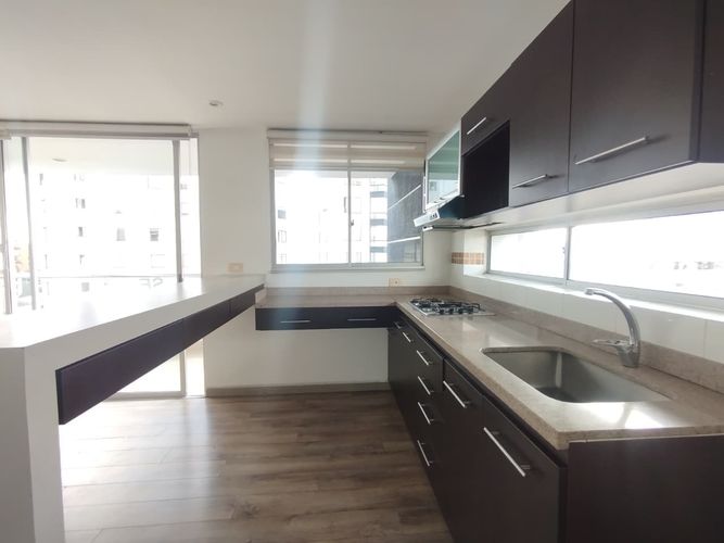 Apartaestudio en venta en Alamos, Pereira, 46 m² · foto 3 de 14