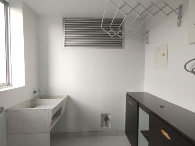 Apartaestudio en venta en Alamos, Pereira, 46 m² · foto 8 de 14