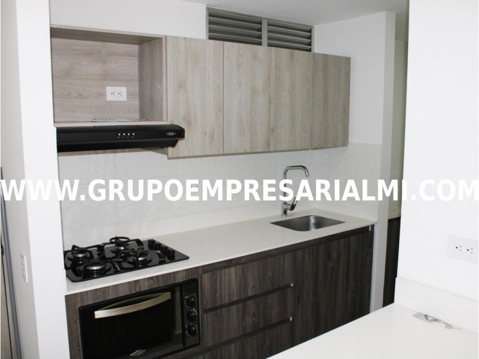 Apartment for sale in El Poblado, Medellín 3
