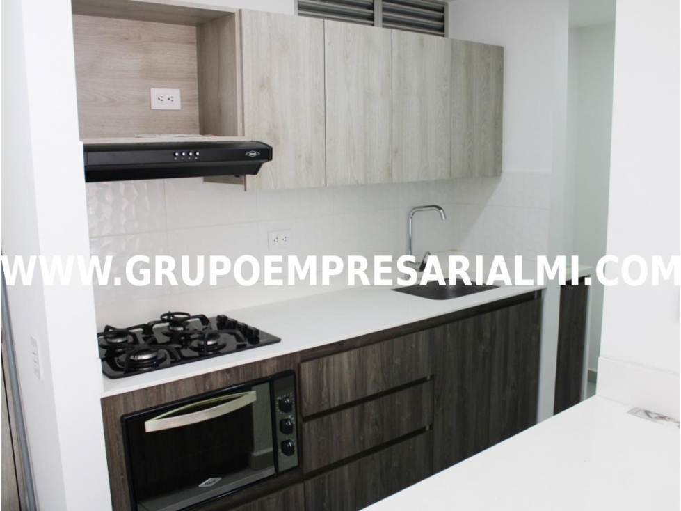 Apartment for sale in El Poblado, Medellín 4