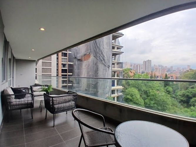 Apartamento de 2 alcobas en arriendo en Castropol, Medellín, 100 m² · foto 15 de 21