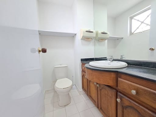 Consultorio en arriendo en Quintas Del Sol De La Mota, Medellín, 26 m² · foto 9 de 12