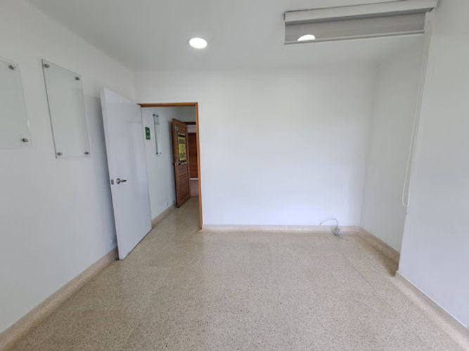 Consultorio en arriendo en Quintas Del Sol De La Mota, Medellín, 26 m² · foto 11 de 12