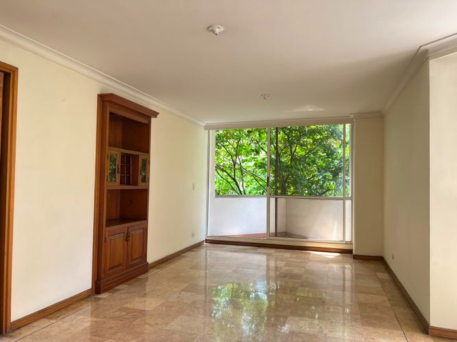Apartamento de 2 alcobas en arriendo en El Poblado, Medellín, 90 m² · foto 9 de 17