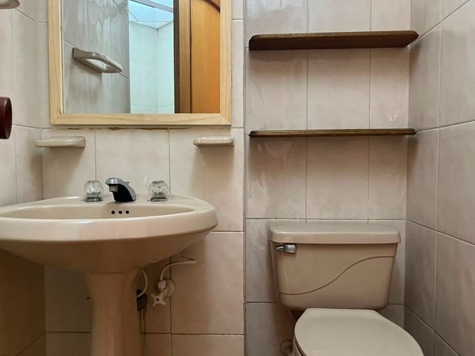 Apartamento de 2 alcobas en arriendo en El Poblado, Medellín, 90 m² · foto 10 de 17