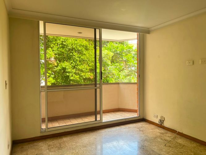 Apartamento de 2 alcobas en arriendo en El Poblado, Medellín, 90 m² · foto 14 de 17