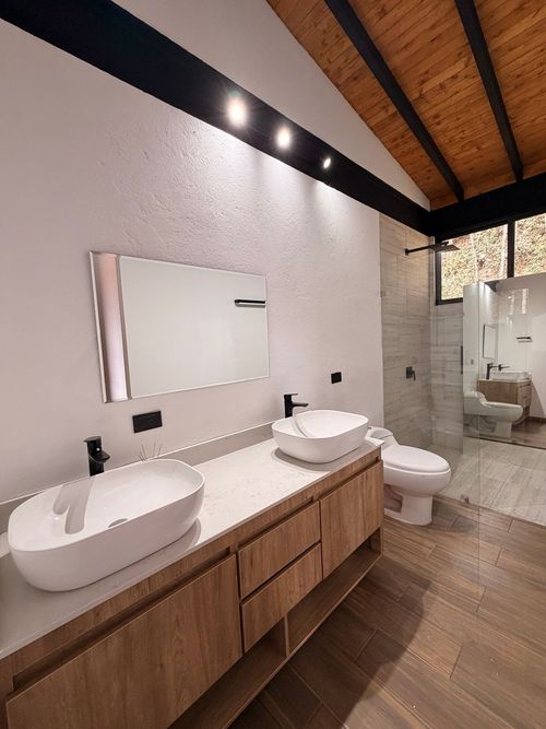 Casa de 3 alcobas en arriendo en El Retiro, 380 m² · foto 2 de 24