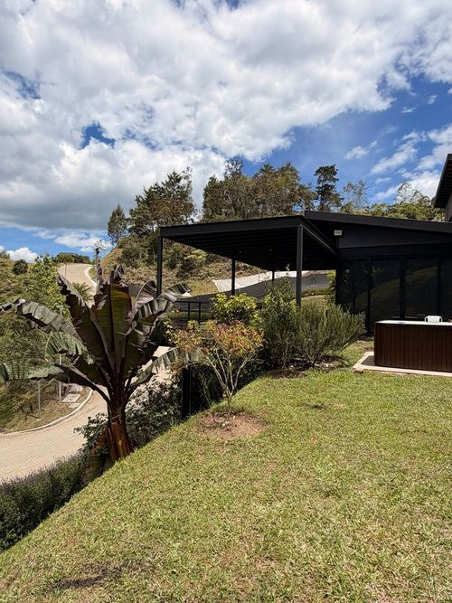 Casa de 3 alcobas en arriendo en El Retiro, 380 m² · foto 20 de 24