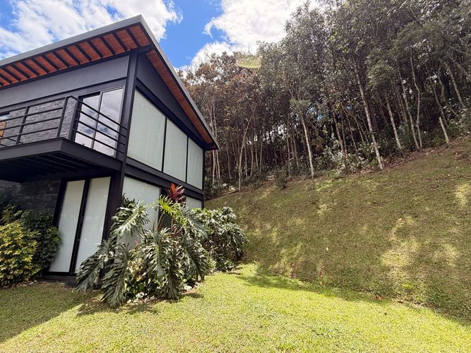 Casa de 3 alcobas en arriendo en El Retiro, 380 m² · foto 18 de 24