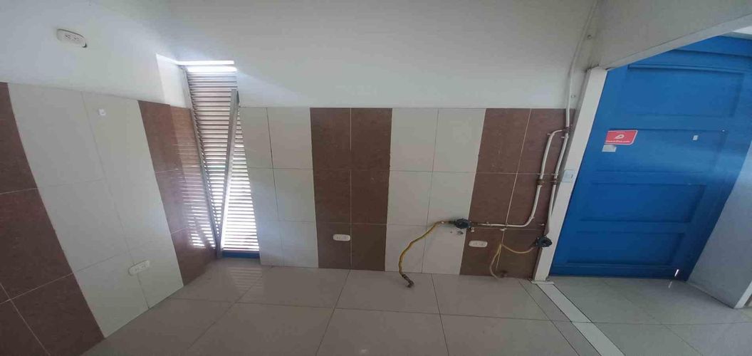 Local en venta en Armenia, 13 m² · foto 13 de 16