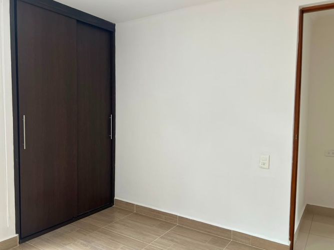 Apartamento de 3 alcobas en arriendo en Camino Verde, Envigado, 69 m² · foto 13 de 15