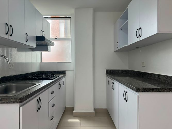Apartamento de 3 alcobas en arriendo en Camino Verde, Envigado, 69 m² · foto 15 de 15