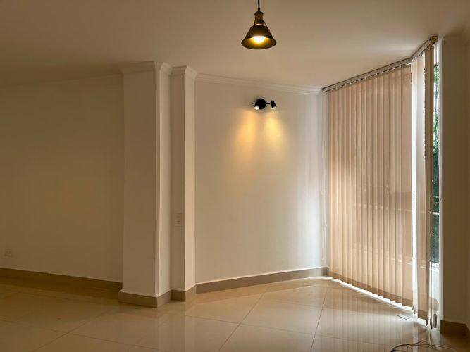 Apartamento de 3 alcobas en arriendo en Camino Verde, Envigado, 69 m² · foto 5 de 15