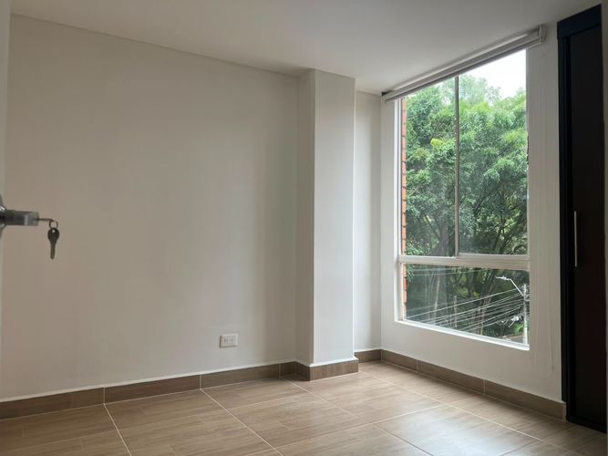 Apartamento de 3 alcobas en arriendo en Camino Verde, Envigado, 69 m² · foto 7 de 15