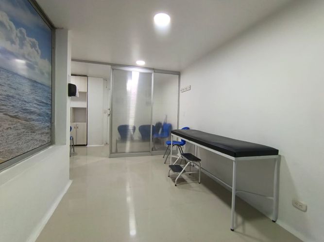 Consultorio en arriendo en Versalles, Manizales, 30 m² · foto 2 de 15