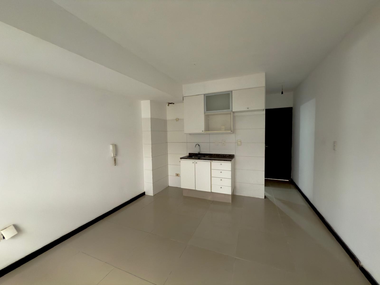 Apartamento en venta, 1 dormitorio con patio - Vista 2