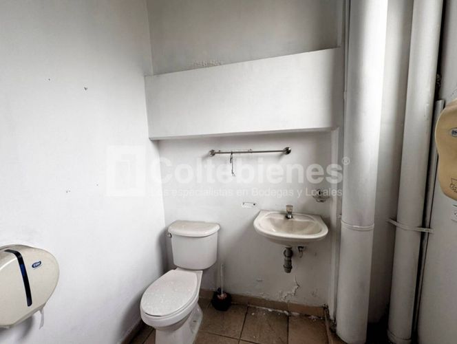 Bodega en arriendo en Pan De Azucar, Sabaneta, 1180 m² · foto 11 de 24