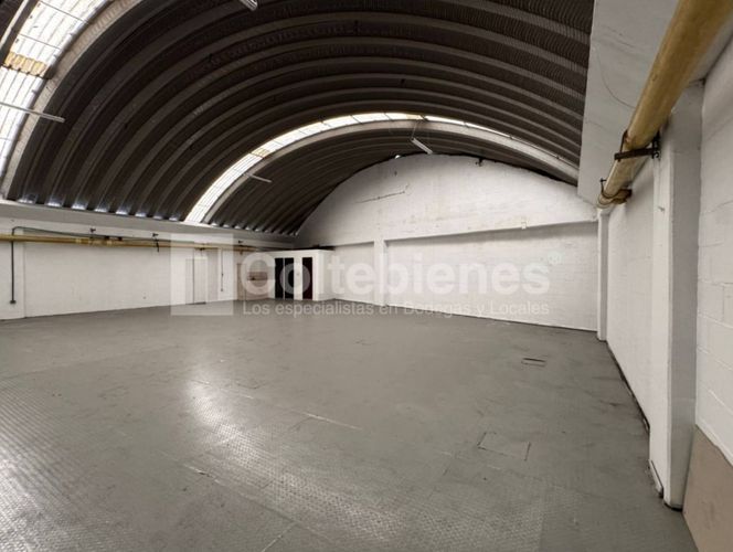 Bodega en arriendo en Pan De Azucar, Sabaneta, 1180 m² · foto 18 de 24