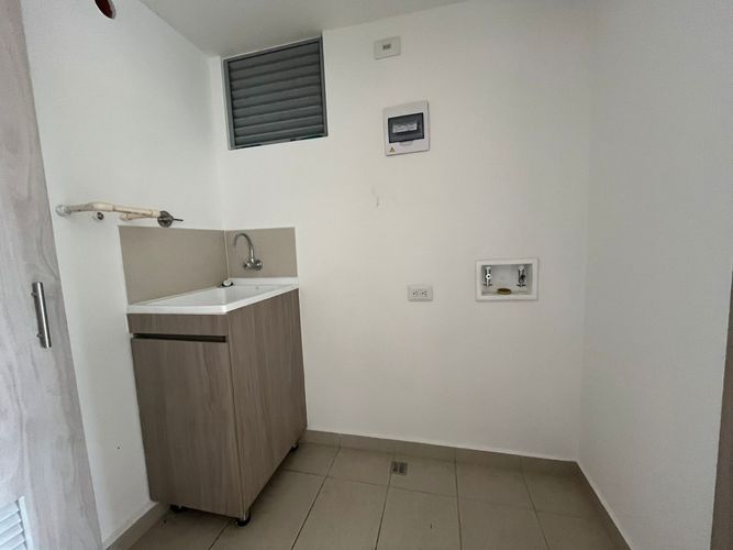 Apartamento de 3 alcobas en venta en Alto Del Medio, Rionegro, 92 m² · foto 5 de 20