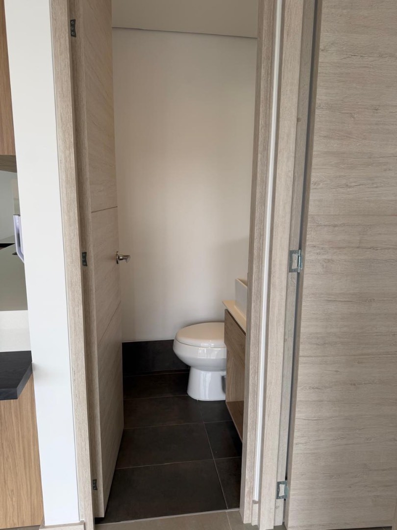 Apartamento en arriendo en El Tesoro, Medellín · foto 13 de 16