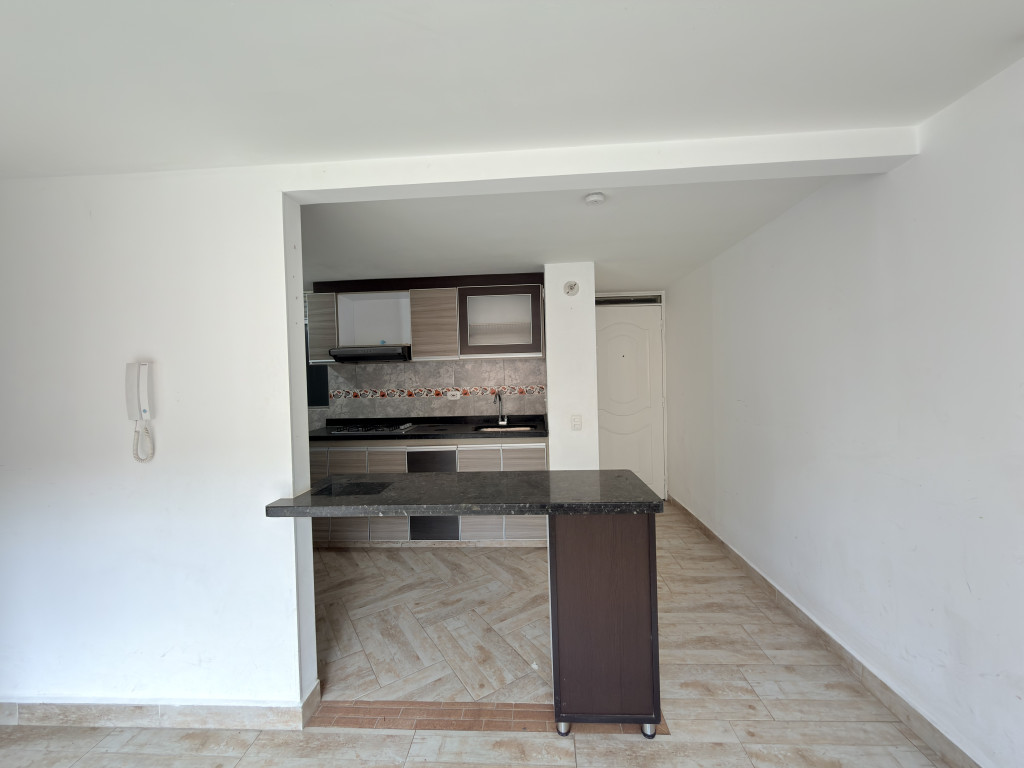 Apartamento en venta en La Prosperidad, Madrid 2