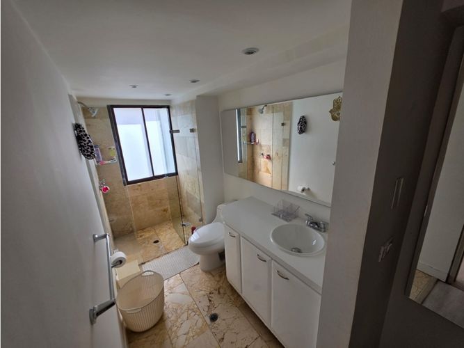 Apartamento de 4 alcobas en venta en El Poblado, Medellín, 256 m² · foto 15 de 24