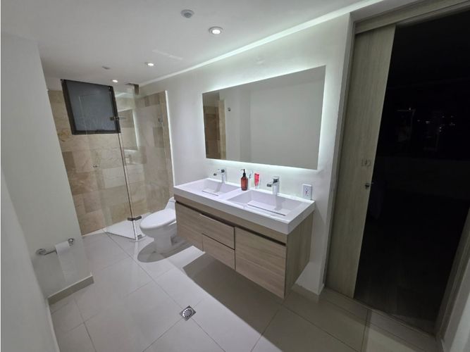 Apartamento de 4 alcobas en venta en El Poblado, Medellín, 256 m² · foto 24 de 24