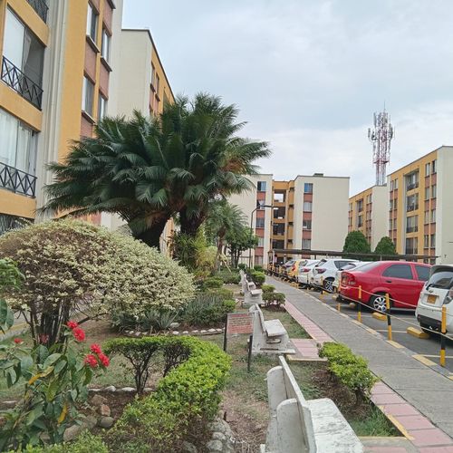 Apartamento de 3 alcobas en venta en Torres De Confandi, Cali, 52 m² · foto 3 de 11