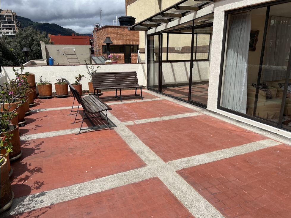 Apartamento en venta en Cedritos, Bogotá · foto 2 de 24