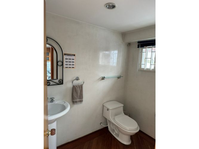 Casa en venta en Santa Barbara Central, Bogotá · foto 4 de 16