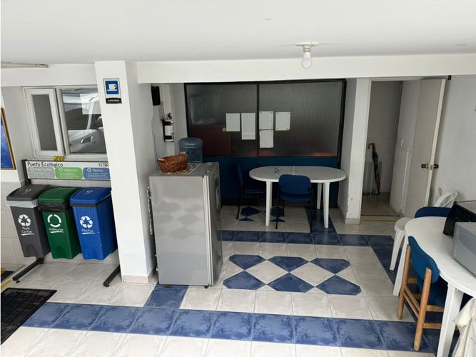 Casa en venta en Santa Barbara Central, Bogotá · foto 8 de 16