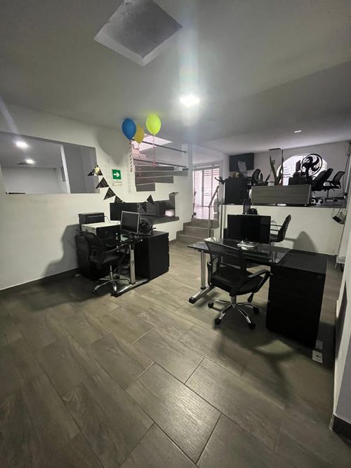 Oficina en venta en Pinares, Pereira, 400 m² · foto 4 de 9