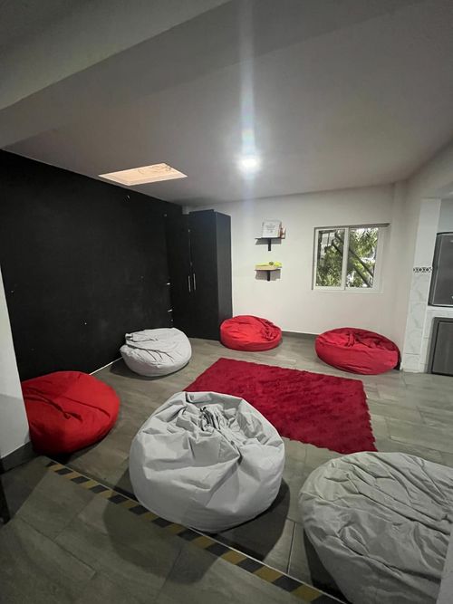 Oficina en venta en Pinares, Pereira, 400 m² · foto 7 de 9