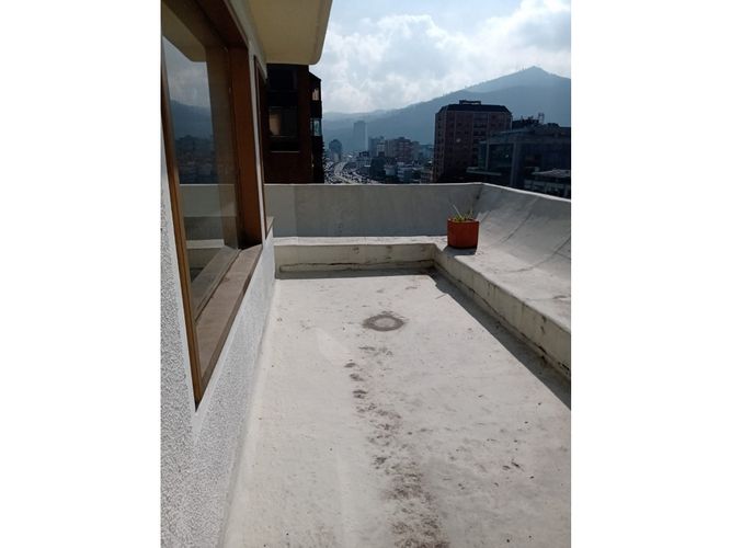 Apartamento de 5 alcobas en venta en Chicó Navarra, Bogotá, 198 m² · foto 17 de 19