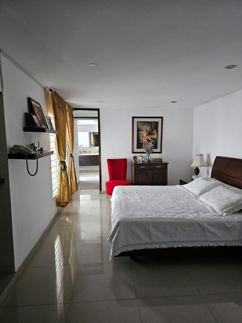 Casa de 4 alcobas en venta en Nueva Tequendama, Cali, 240 m² · foto 9 de 13