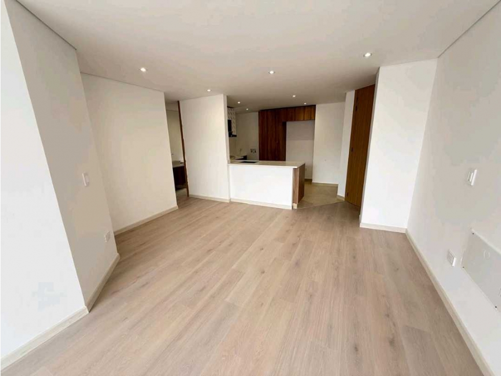 Apartamento en venta en Cedritos, Bogotá · foto 14 de 24